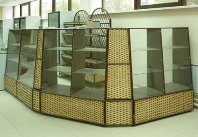 Витрины и прилавки плетеные